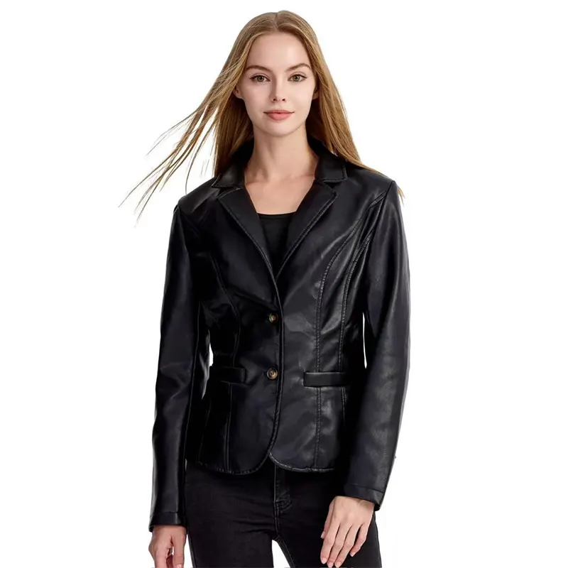 Blazer court en cuir végétalien pour les événements en soirée